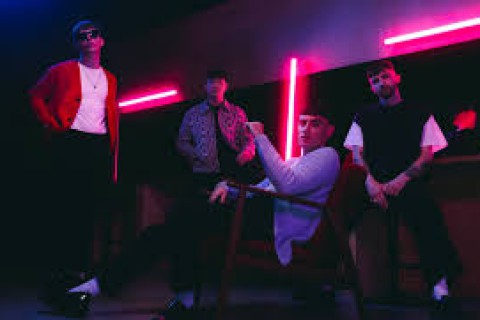 Os roqueiros indie The K's querem ser a atração principal do Glastonbury