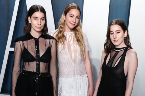 Haim anuncia dois shows intimistas em Los Angeles em  seus 'primeiros dias'